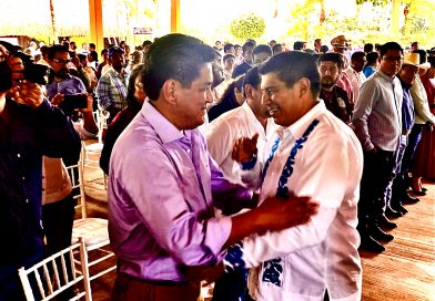 Reconoce Gobernador Jara Cruz trabajo de gestión de Irineo Molina Espinoza