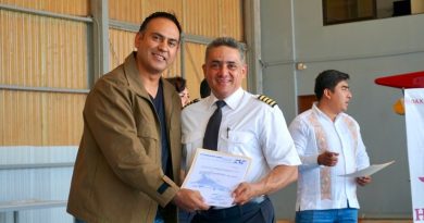 Entrega Hangar Oficial del Gobierno del Estado certificados de adiestramiento a su personal