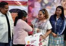 Con la entrega de apoyos a mujeres y jóvenes, Gobierno del Estado fortalece la justicia social en Nochixtlán 