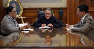 PRESIDENTA CLAUDIA SHEINBAUM CONVERSA VÍA TELEFÓNICA CON EL PAPA LEÓN XIV PARA INVITARLO A MÉXICO