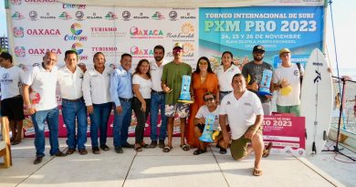 Sectur Oaxaca premia a ganadores del Torneo Internacional de Surf PXM Pro 2023