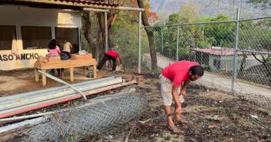Realizan tequio y rescate de espacios en Barrio Paso Ancho de Huatulco