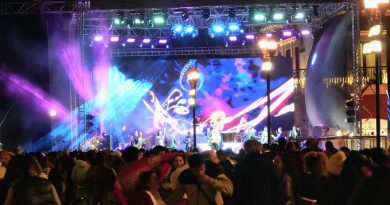 Vibra Alameda de León con 8 mil personas asistentes a conciertos musicales de Noche de Rábanos: Sectur Oaxaca