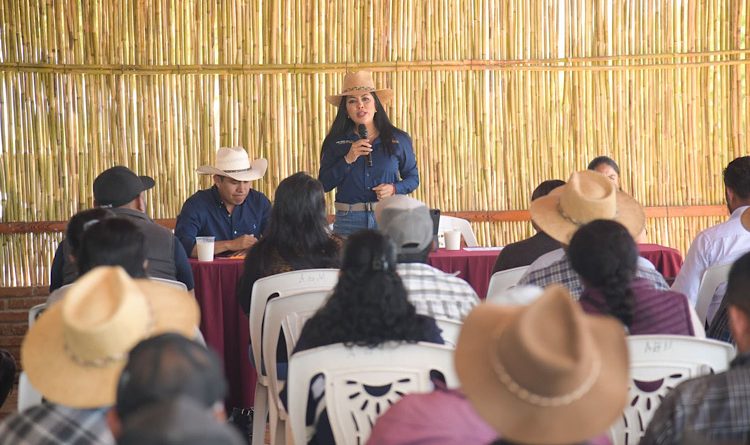 Impulsa Gobierno del Estado proyección turística del mezcal en Miahuatlán de Porfirio Díaz