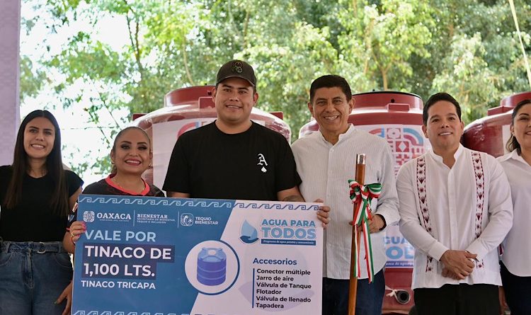 Refuerza Gobierno de Oaxaca abasto de agua con entrega de tinacos en Zona Metropolitana