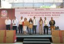 Equipa Salomón Jara con tecnología a 262 escuelas de Oaxaca de Juárez