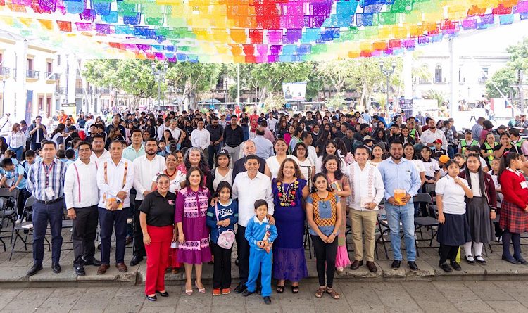 Inaugura Salomón Jara Guelaguetza de la Lectura: espacio para fomentar la cultura escrita 