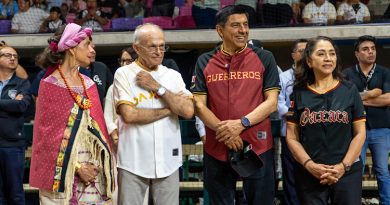 Atestiguan Salomón Jara e Irma Bolaños la inauguración del estadio de Beisbol Yu´Va, nueva casa de los Guerreros de Oaxaca