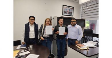 En el Congreso, firman acuerdos ediles de Camarón de Tejeda