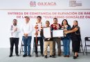Entrega Salomón Jara constancia de reconocimiento a la nueva agencia municipal Guillermo González Guardado