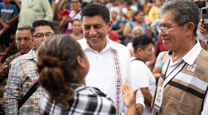 El pueblo de Oaxaca escribirá su nueva Constitución: Salomón Jara